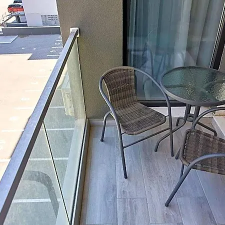 Apart-hotel Alessi Nord 10 Mamaia Nord 3*
